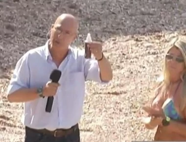 Αμίμητο ρεπορτάζ από τον Τσελίκα - Μαθήματα αντηλιακού με αιθέρια ύπαρξη στην παραλία (βίντεο)